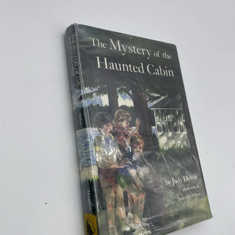 MYSTERY OF HAUNTED CABIN CL - Hardcover By Delton, Judy‎